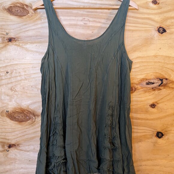 Free People Intimately Tank Sleeveless Med Green Crinkle Ruffle Beach Flowy Long - Picture 8 of 10